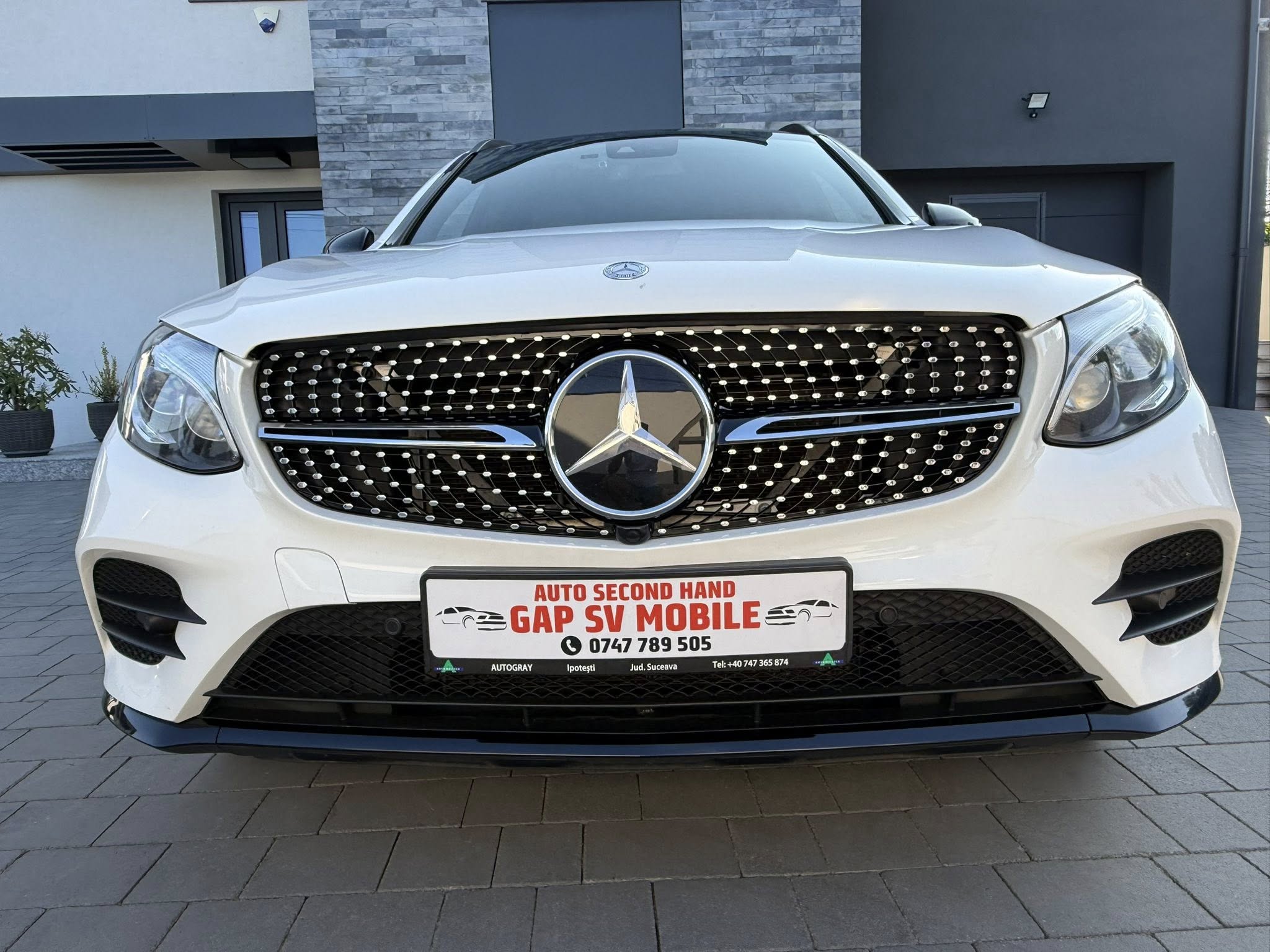 MERCEDES GLC 220d AMG alb