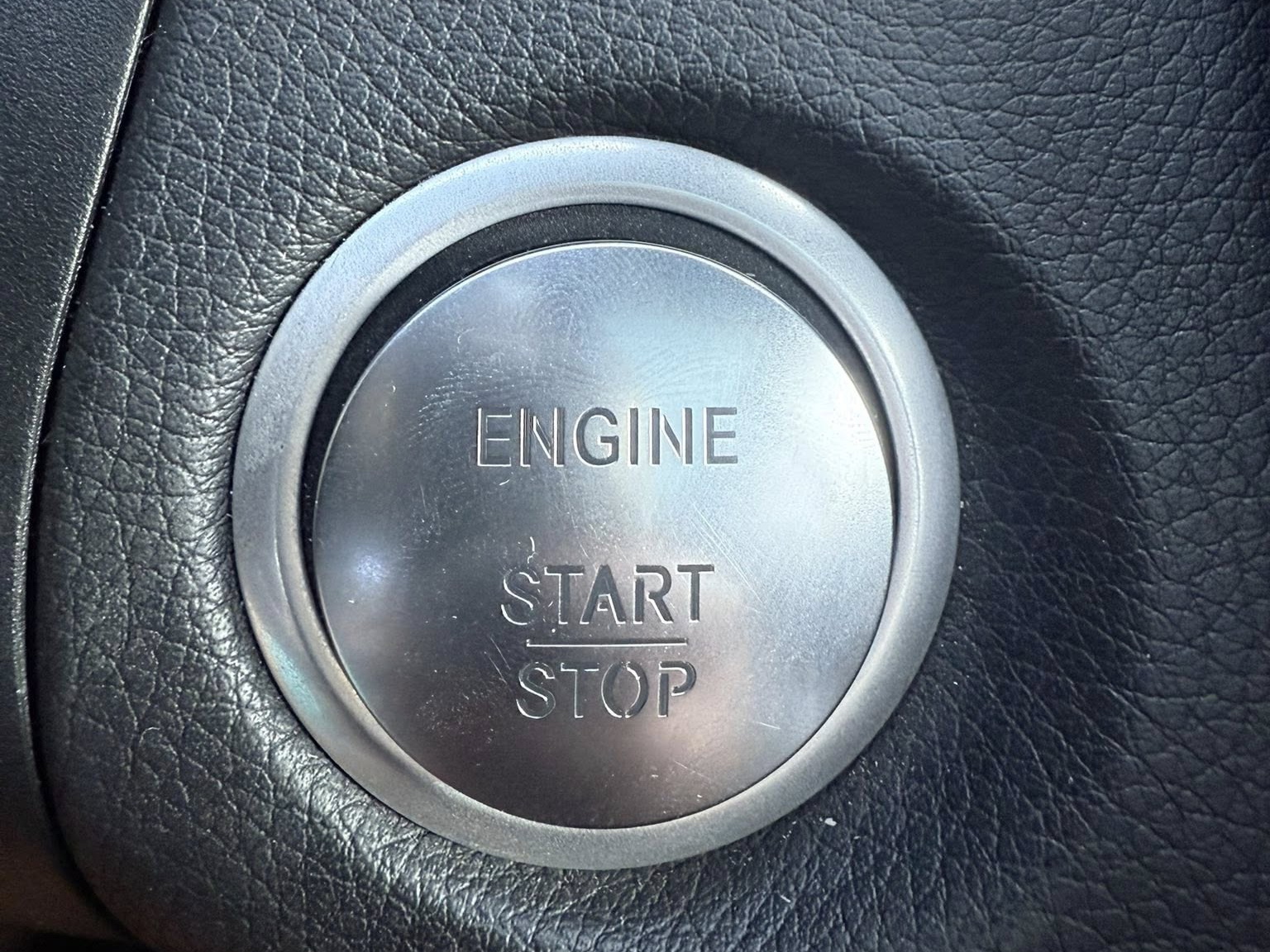 MERCEDES GLC 220d AMG alb