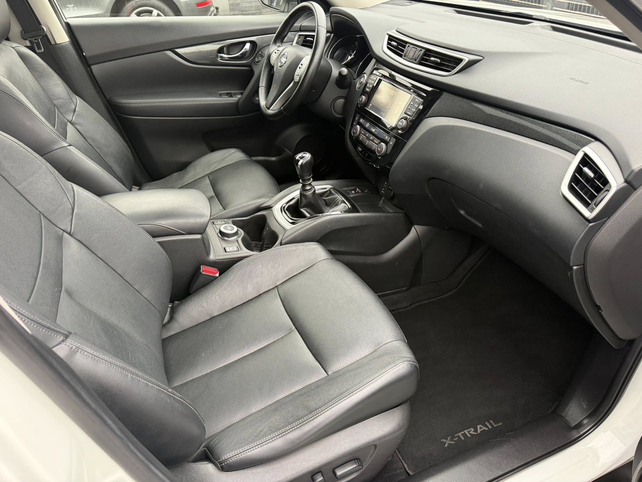 NISSAN X-TRAIL 2015 Tekna alb