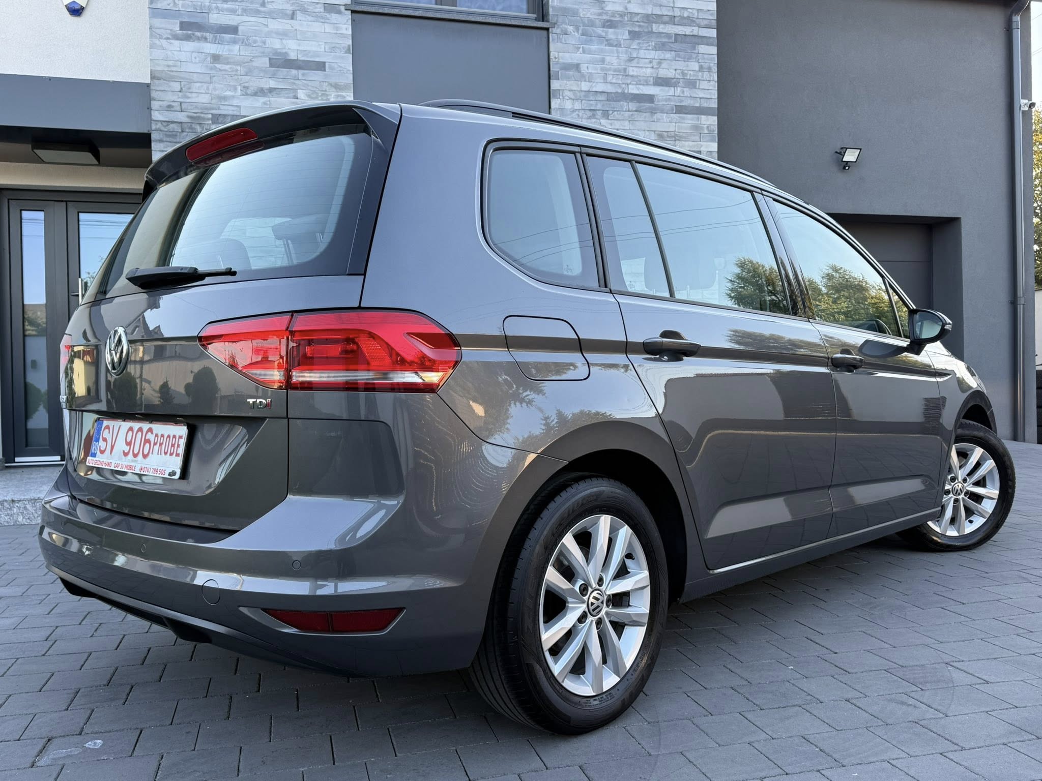 VW TOURAN 2016 Confortline