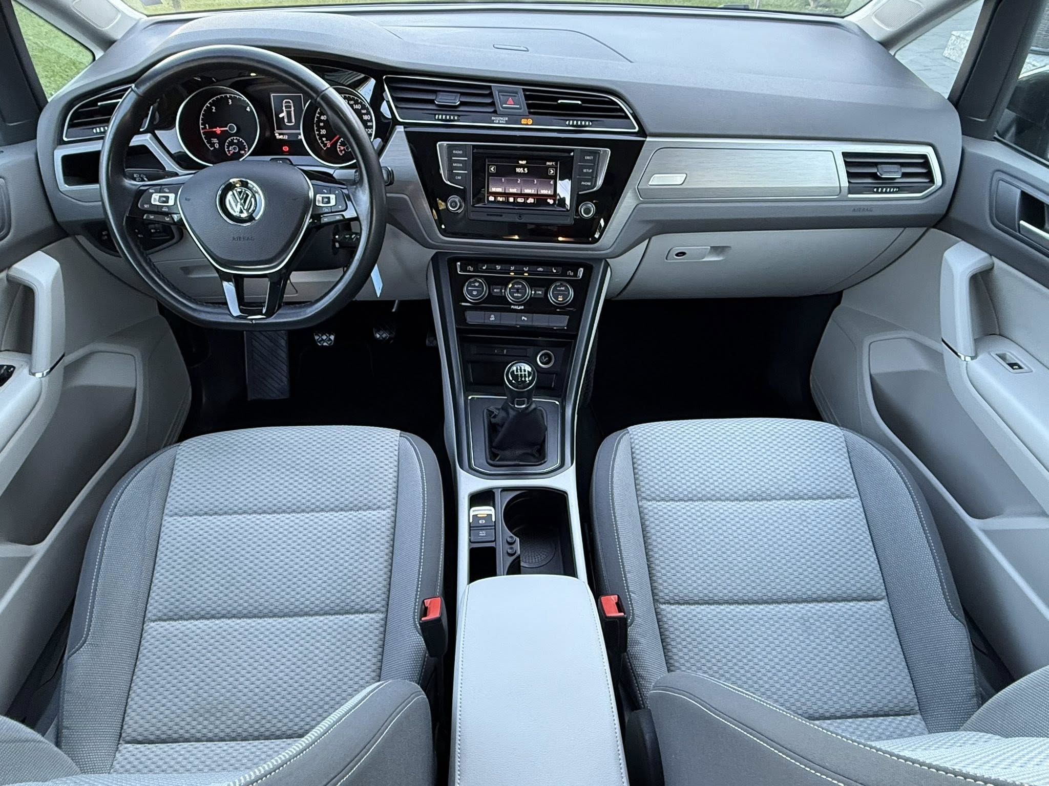 VW TOURAN 2016 Confortline