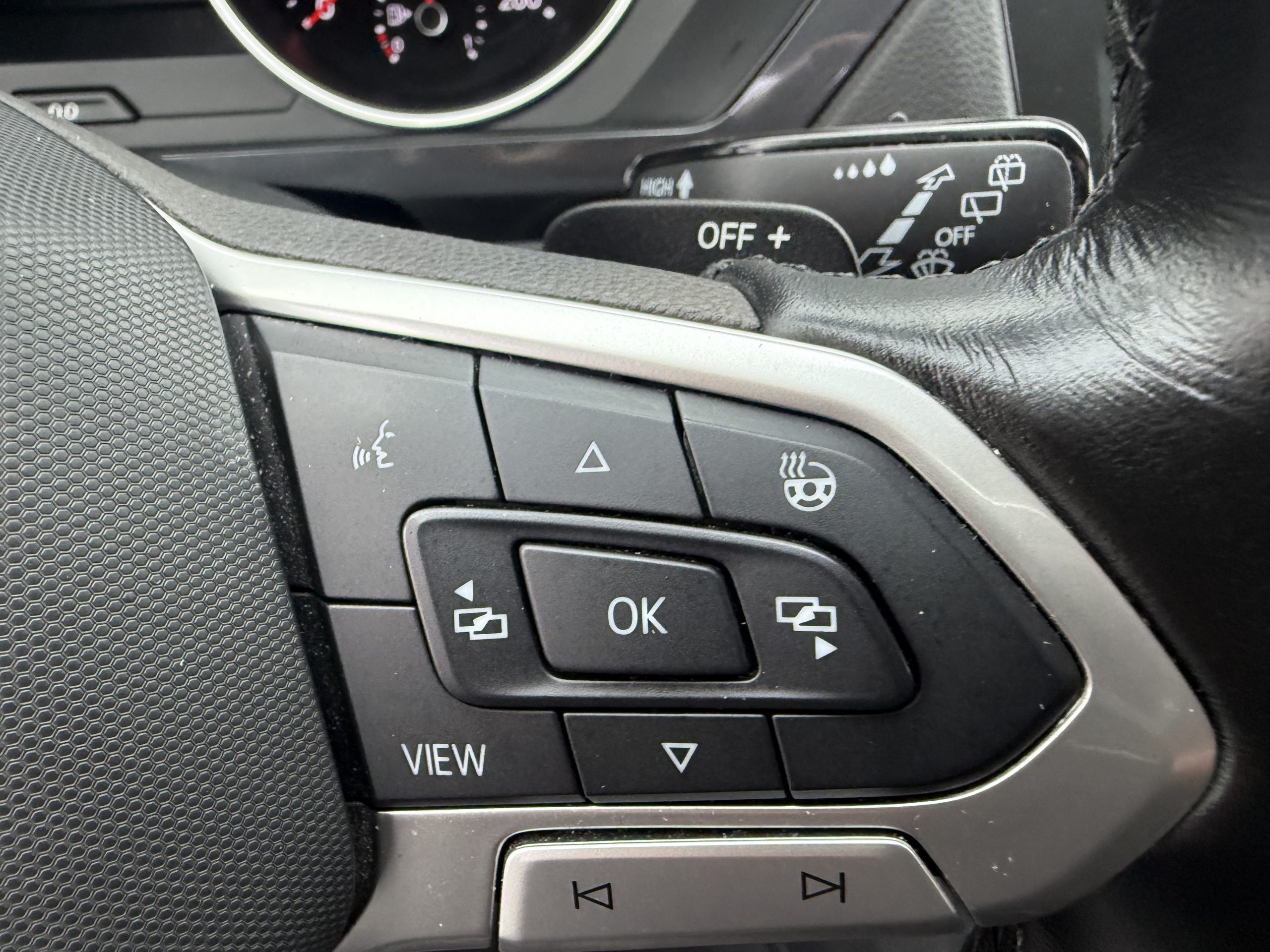 VW TIGUAN 2022/07 LIFE -DSG-