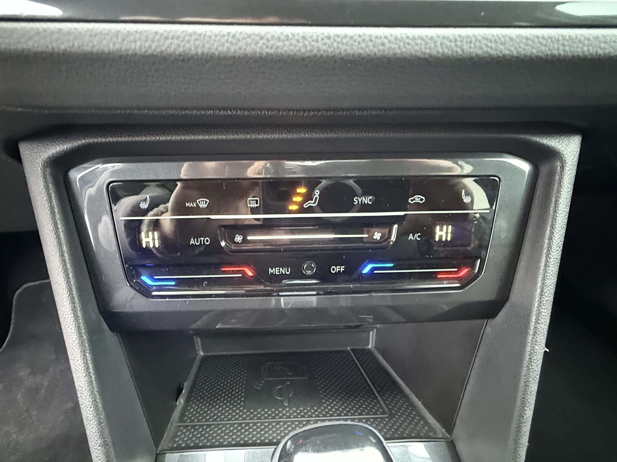 VW TIGUAN 2022/07 LIFE -DSG-