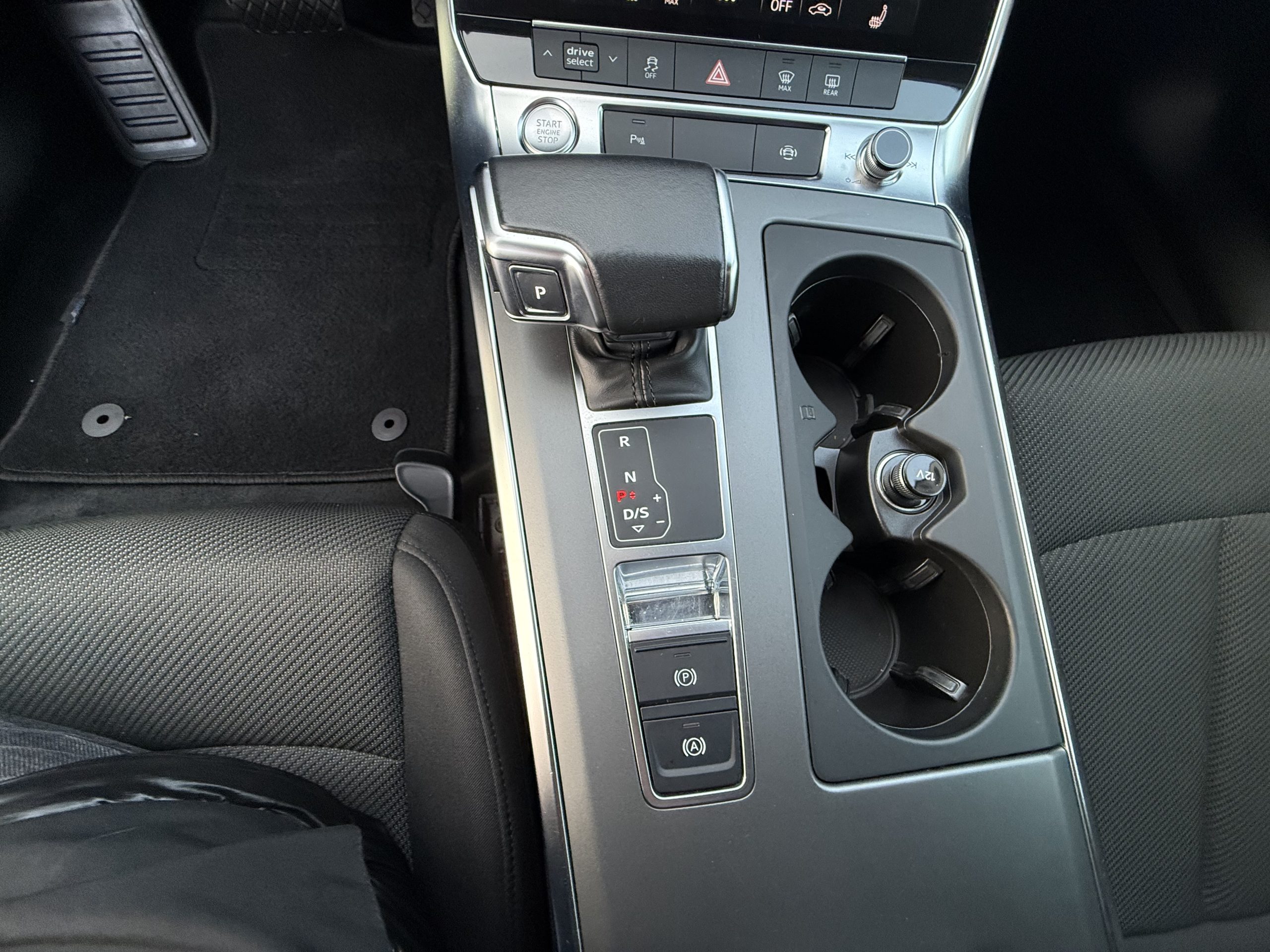 AUDI A6 2019/10 Sline-Ambition