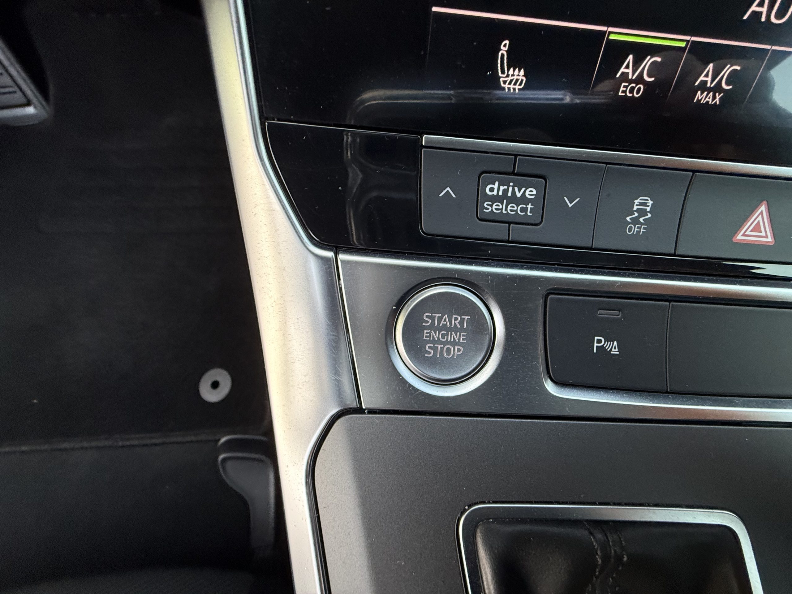 AUDI A6 2019/10 Sline-Ambition