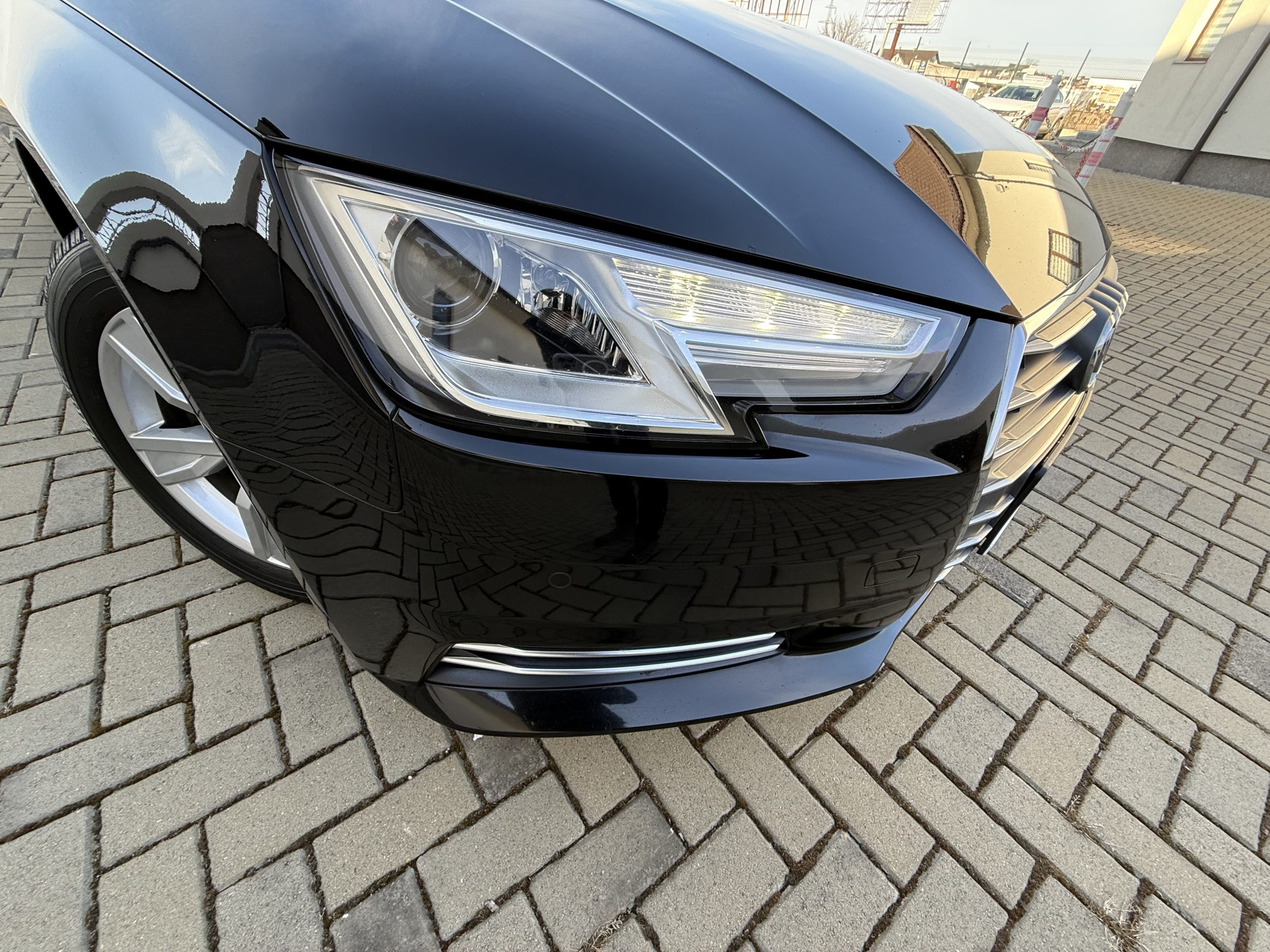 AUDI A4 2018 2.0TDI Stronic Virtual