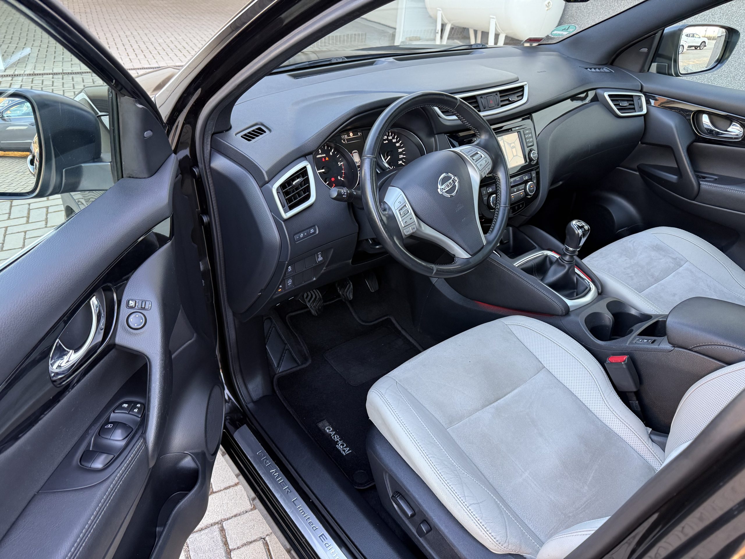 NISSAN QASHQAI 2014/08 1.6 DCI 4X4 124000KM TEKNA