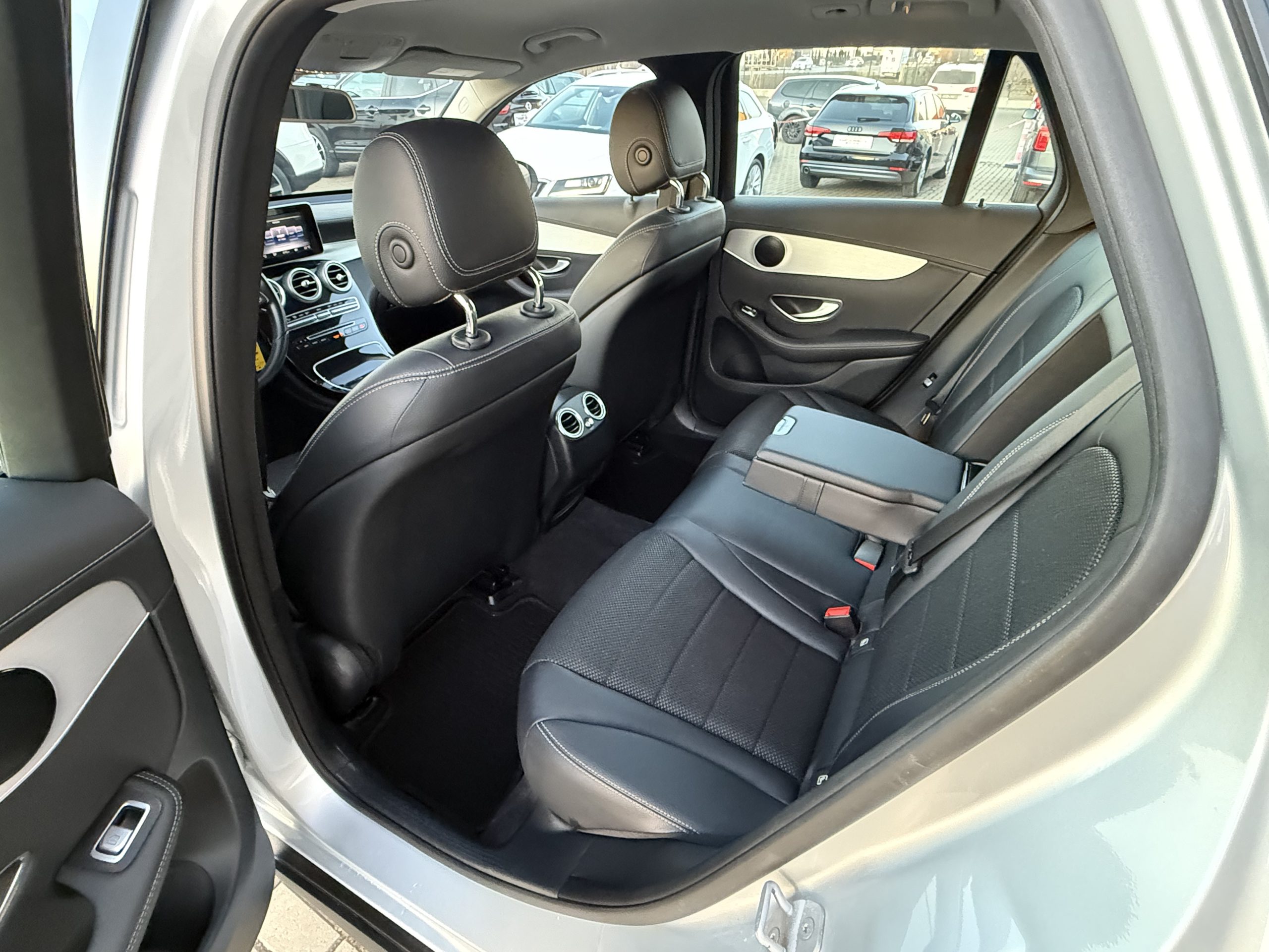 MERCEDES GLC 220D 2016 2.2 D 4Matic Elegance