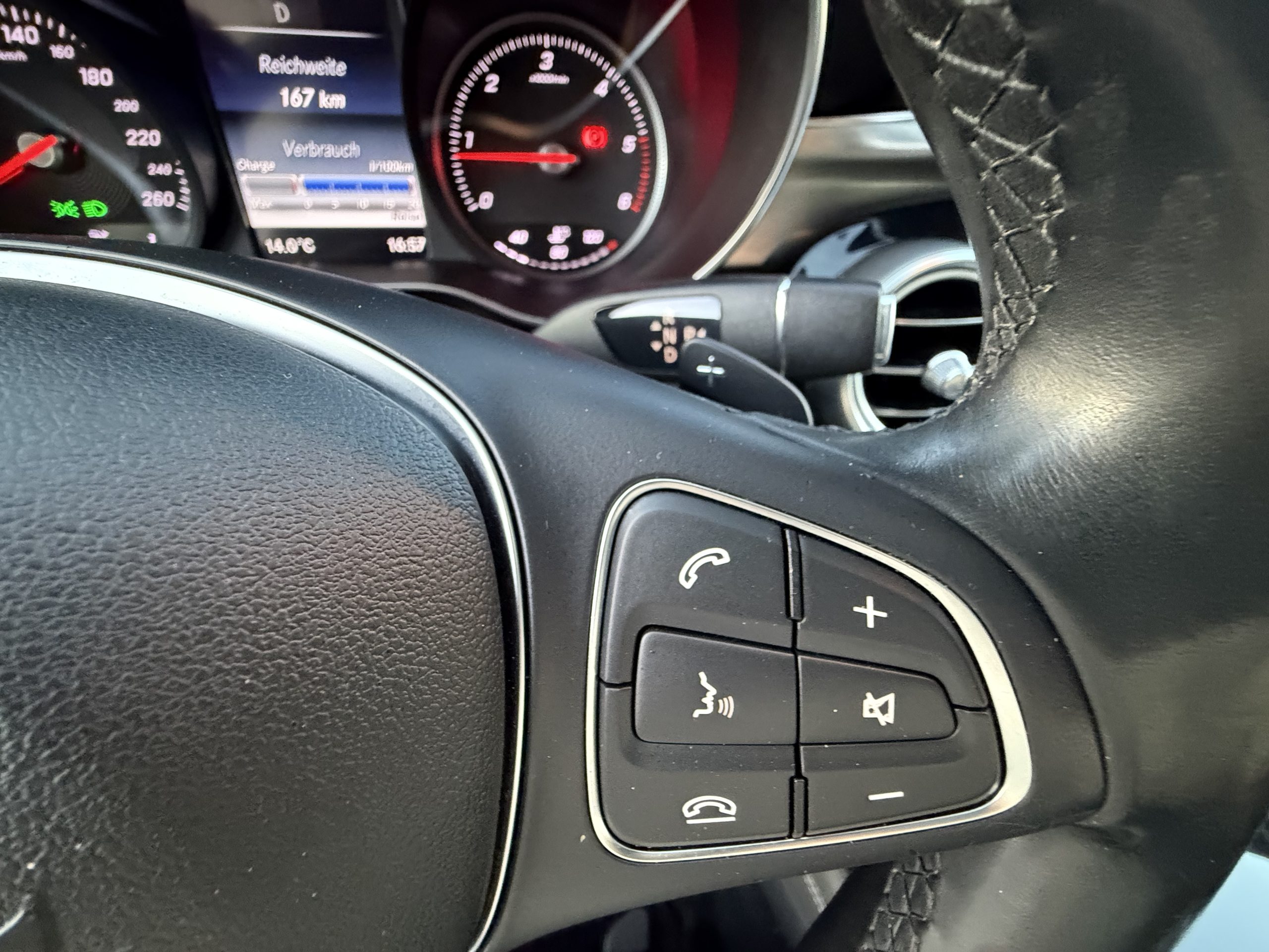 MERCEDES GLC 220D 2016 2.2 D 4Matic Elegance