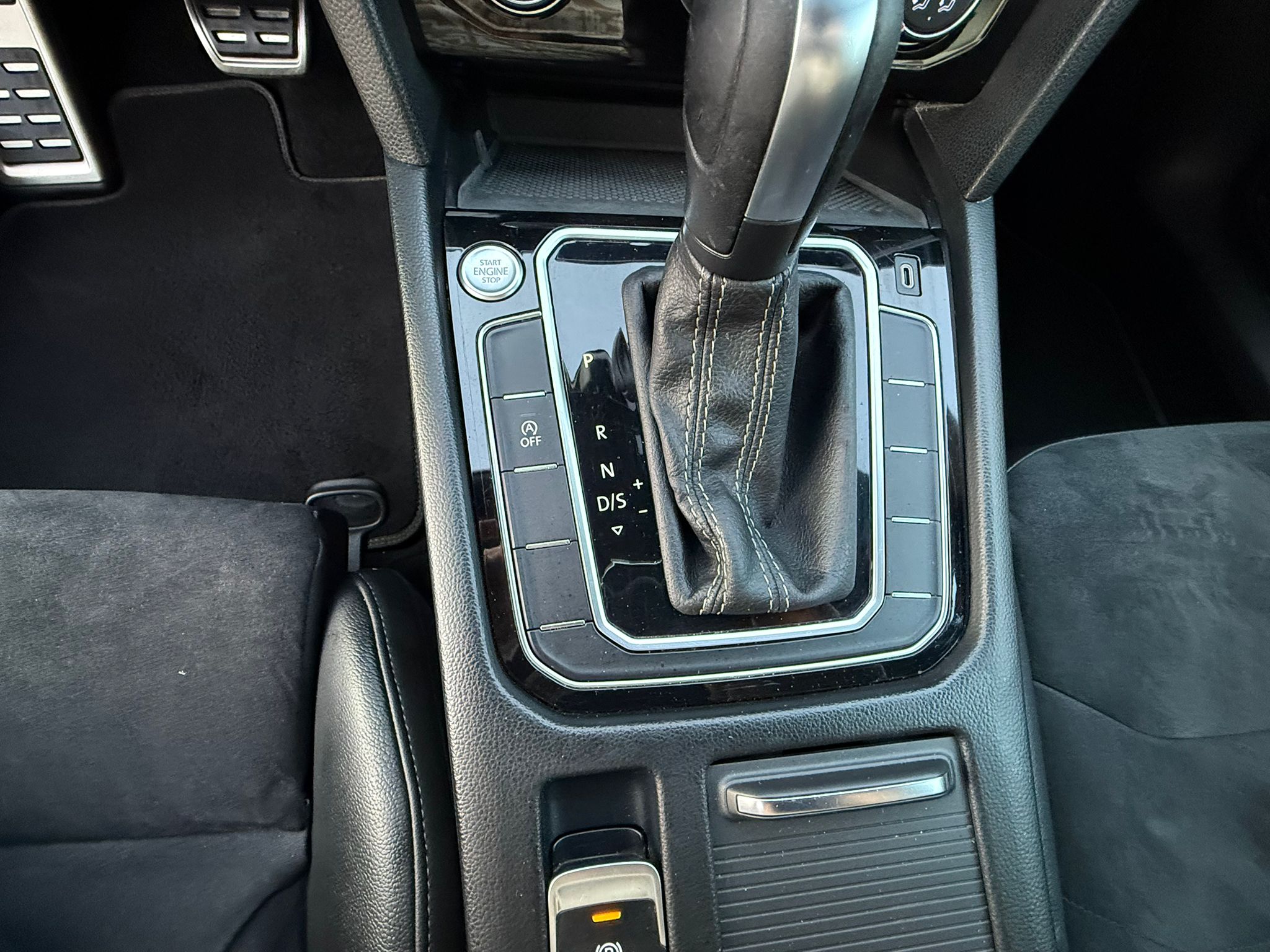 VW ARTEON 2020/06 2.0TSI 190CP DSG 2 X Rline