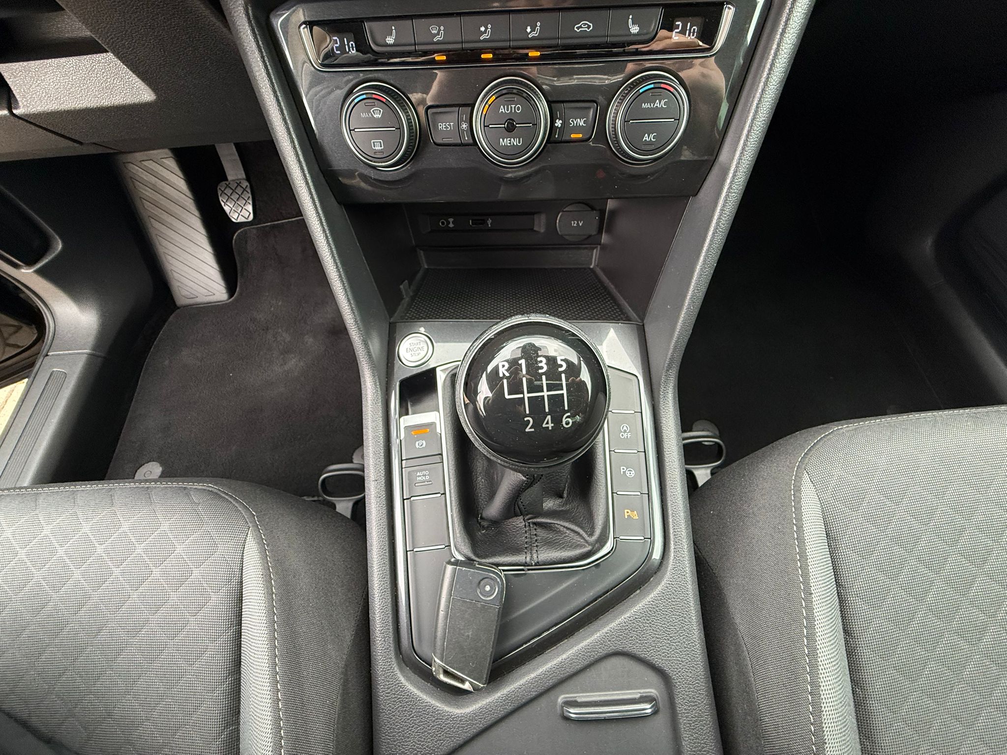 VW TIGUAN 2017 2.0TDI VIRTUAL-LASER 230KM