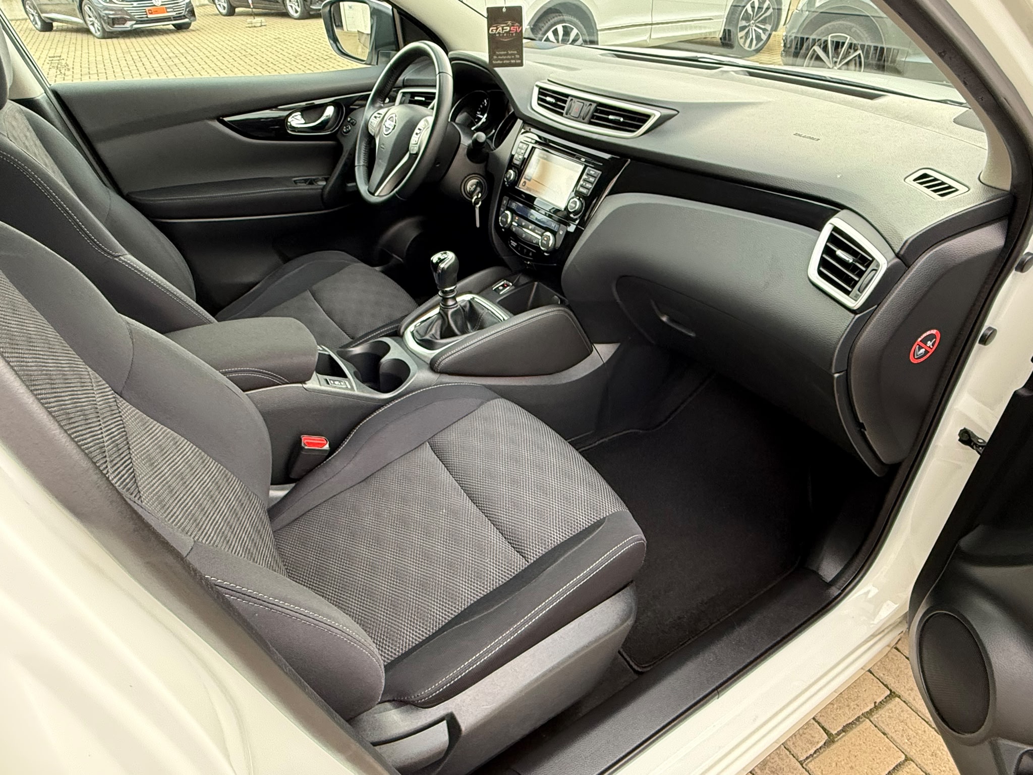 NISSAN QASHQAI 2015 1.6DCI 252KM AKCENTA
