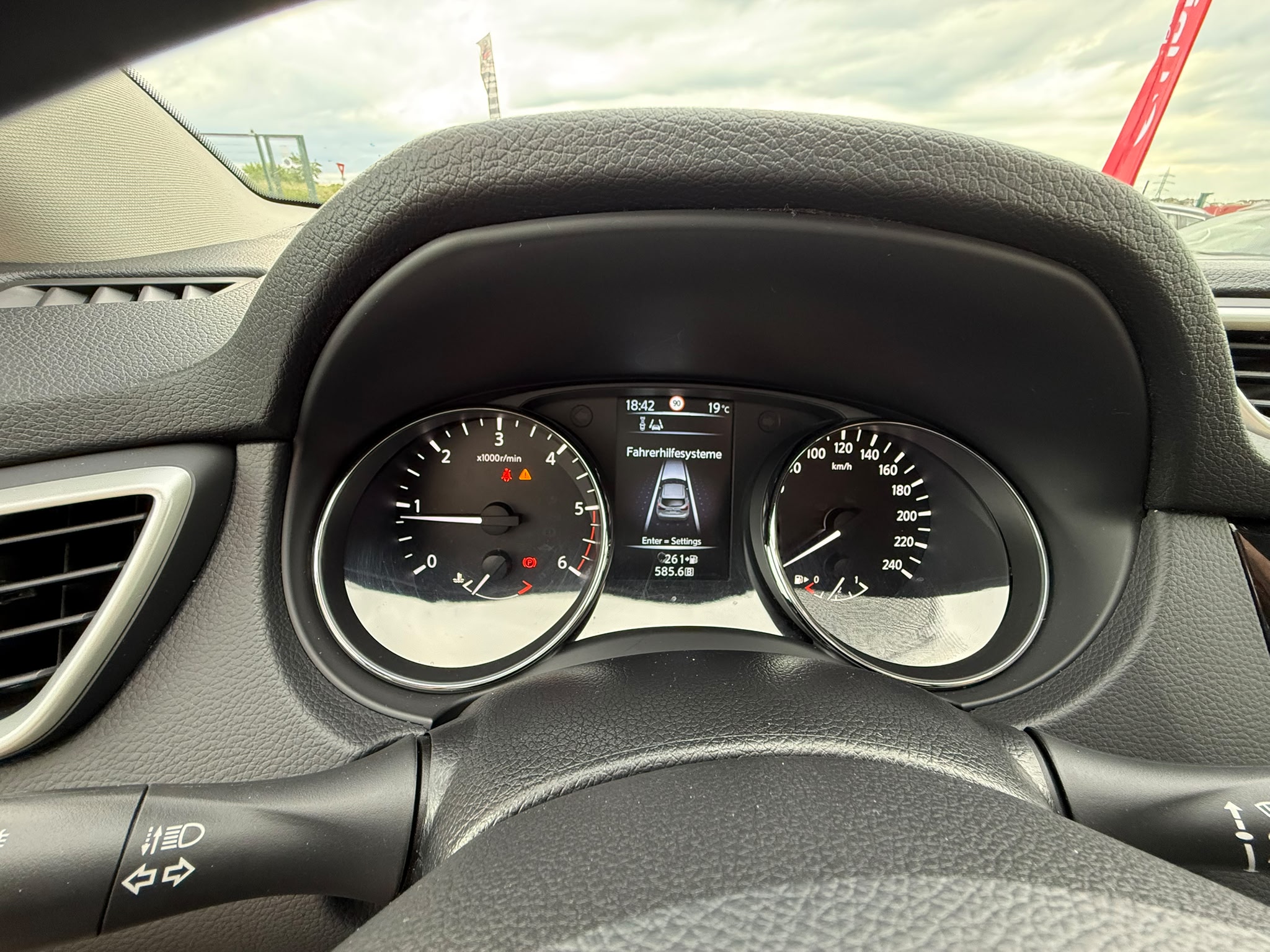NISSAN QASHQAI 2015 1.6DCI 252KM AKCENTA
