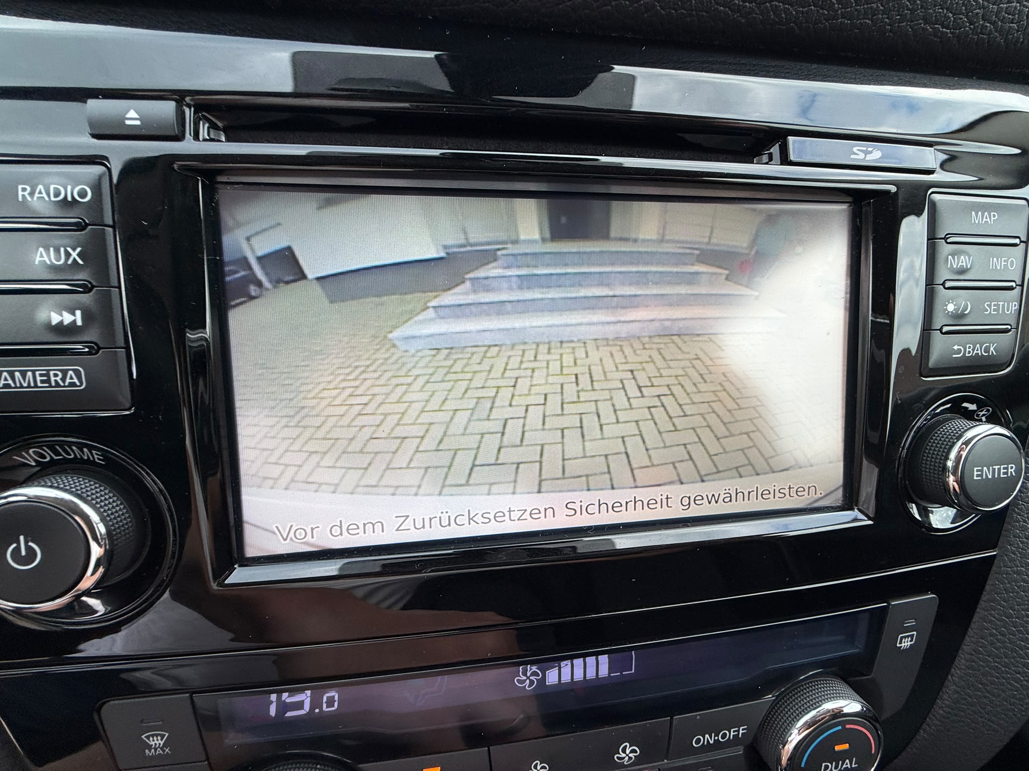 NISSAN QASHQAI 2015 1.6DCI 252KM AKCENTA