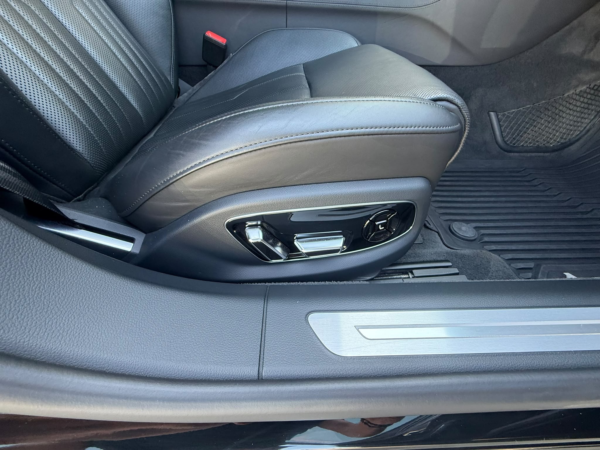 AUDI A8 2021 3.0TDI 127000KM QUATTRO LUXURY